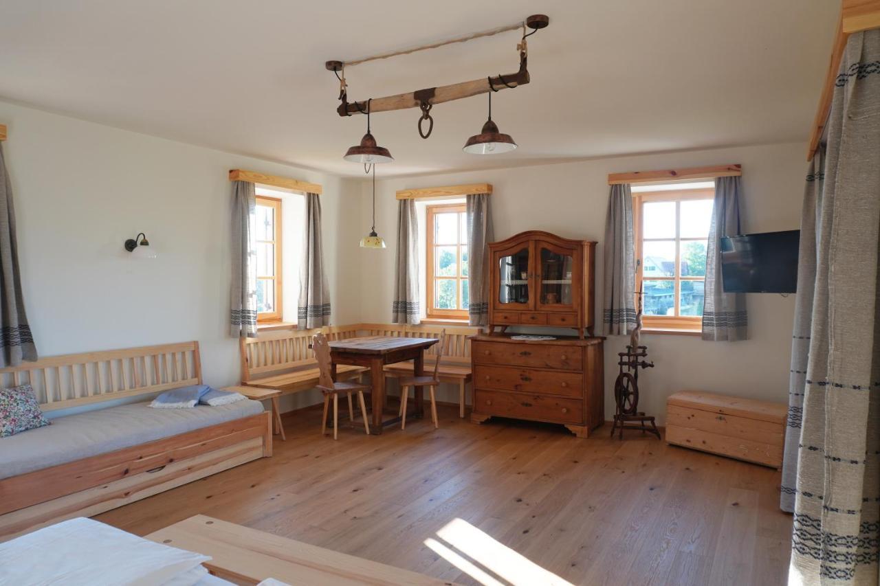 Bauernhof Gschmeidler Sankt Johann im Saggautal 外观 照片